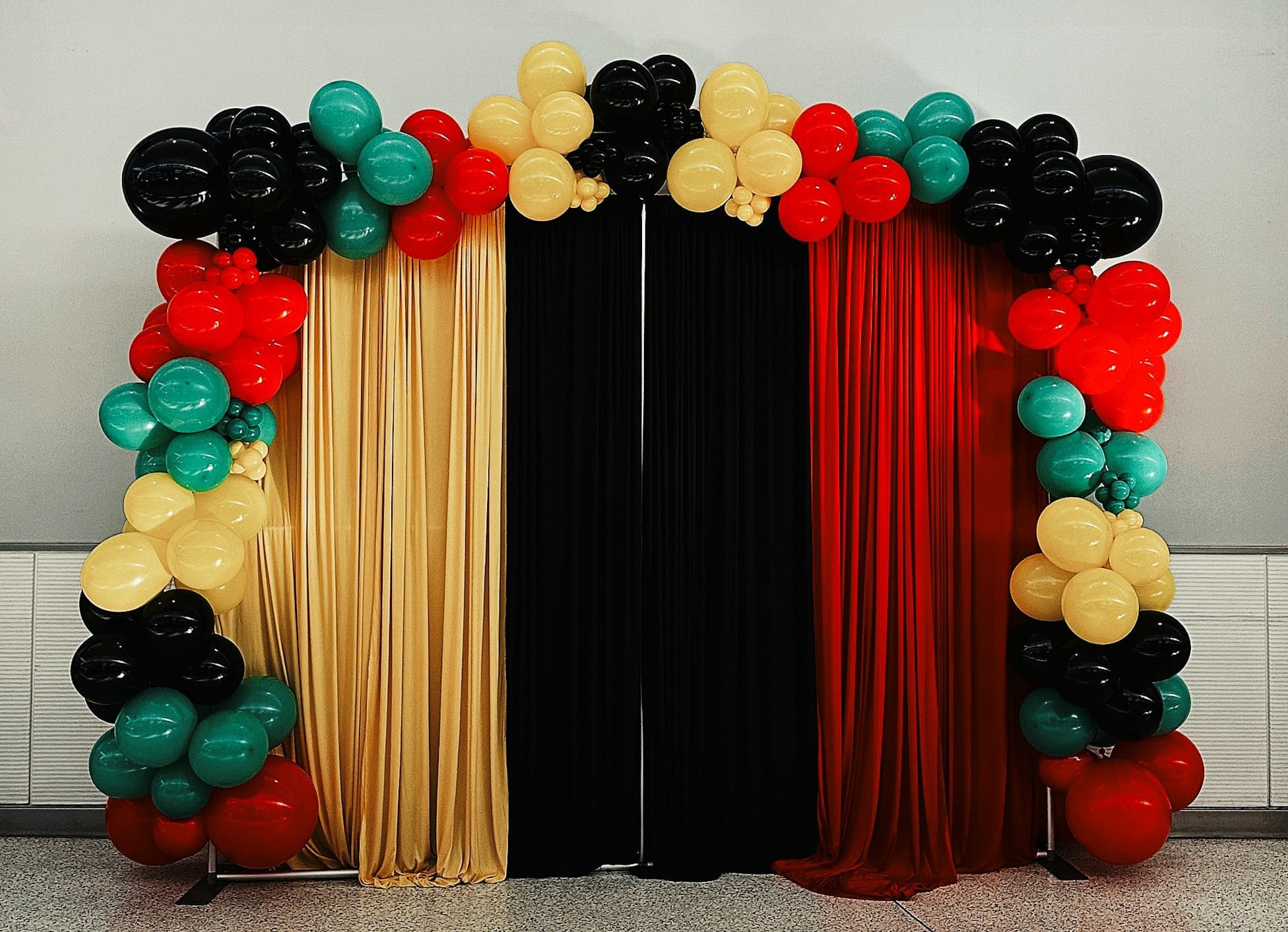 OP-ED - After the launch party: who actually benefits from AI?